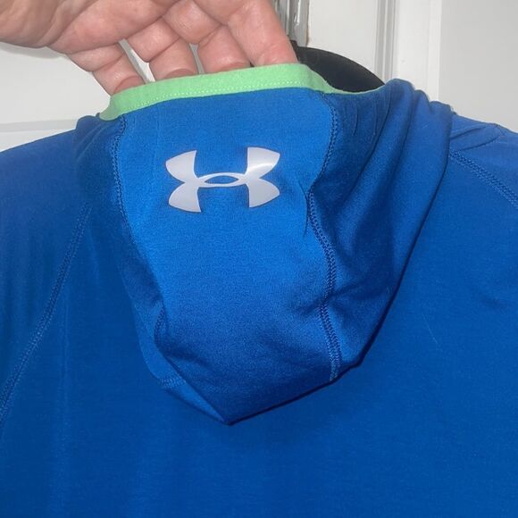 Under Armour hoodie   - Picture 6 of 7
